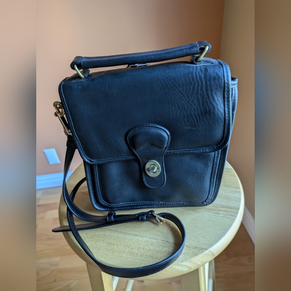 Rosetti Other - Rosetti Man's / Woman’s Crossbody Bag Leather Black
